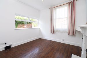 Photo 8- click for photo gallery